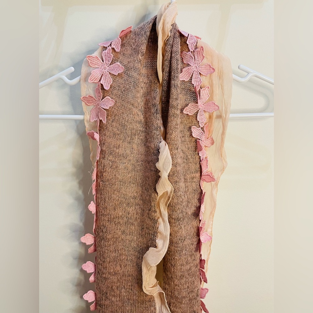 Long pink feminine scarf